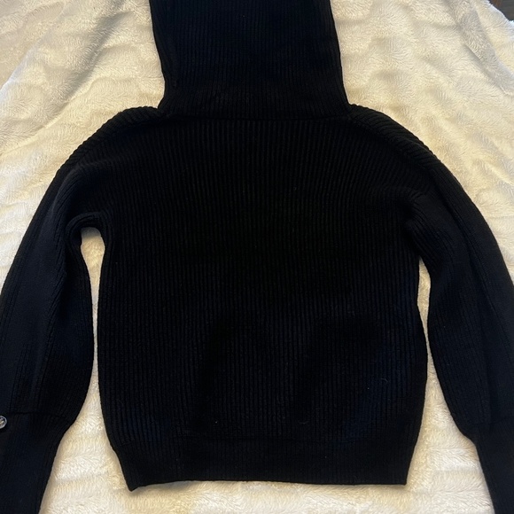 Turtle neck sweater - Small - - Picture 2 of 5